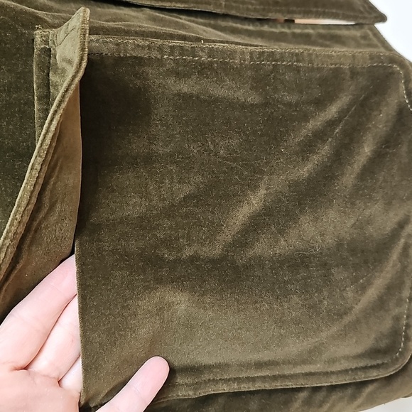 Emanuel Ungaro Liberté Dark Olive Velvet Button Front Shacket Size Medium - Picture 3 of 11